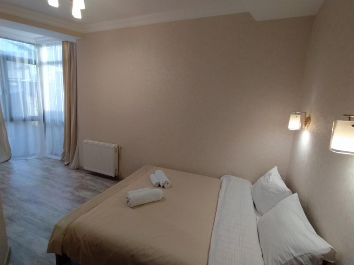 Hotel Gogichas Tower Borjomi Esterno foto